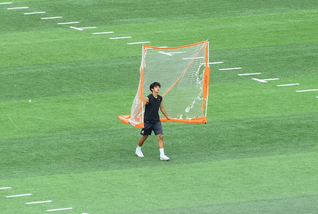 郝卫莹始终